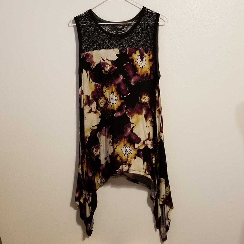 Simply Vera Wang floral blouse